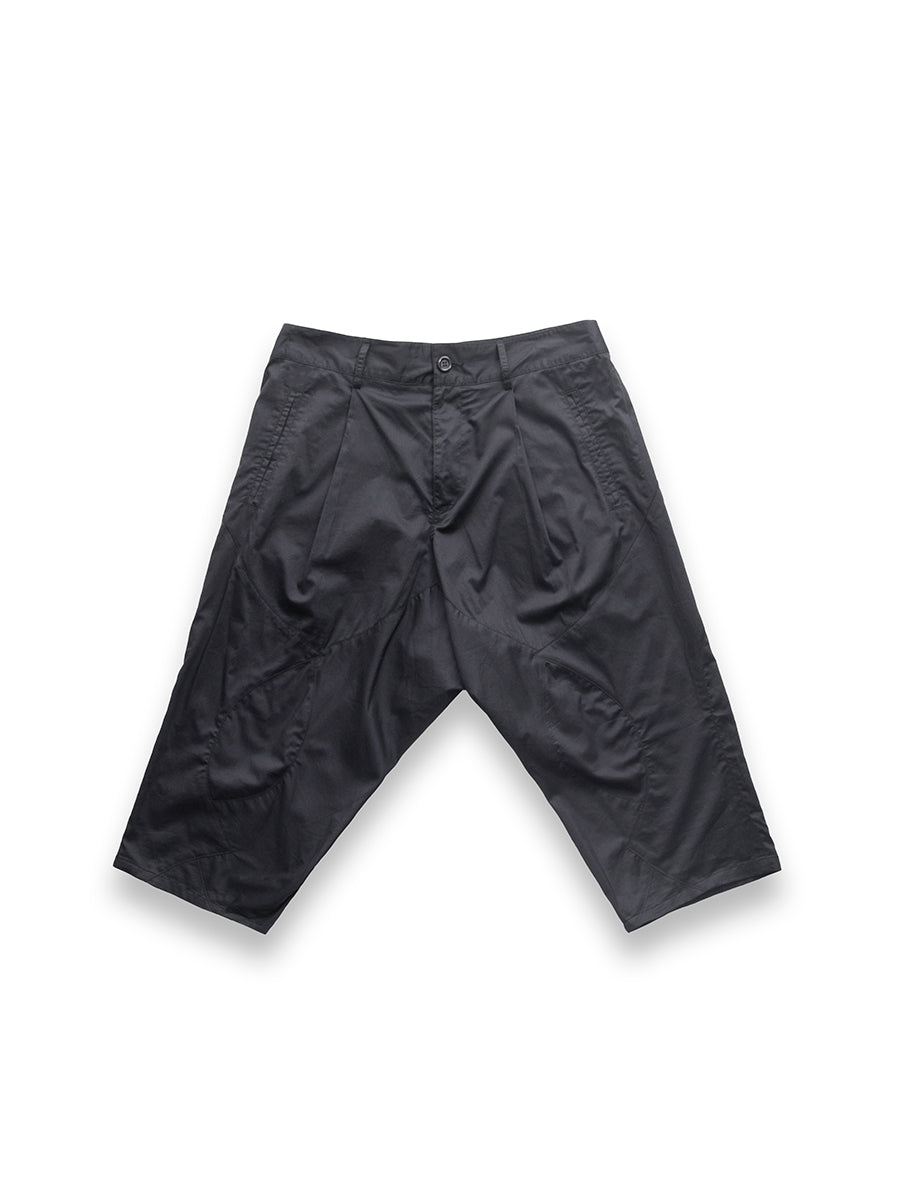 Black Cotton Pleated Slim Fit Shorts