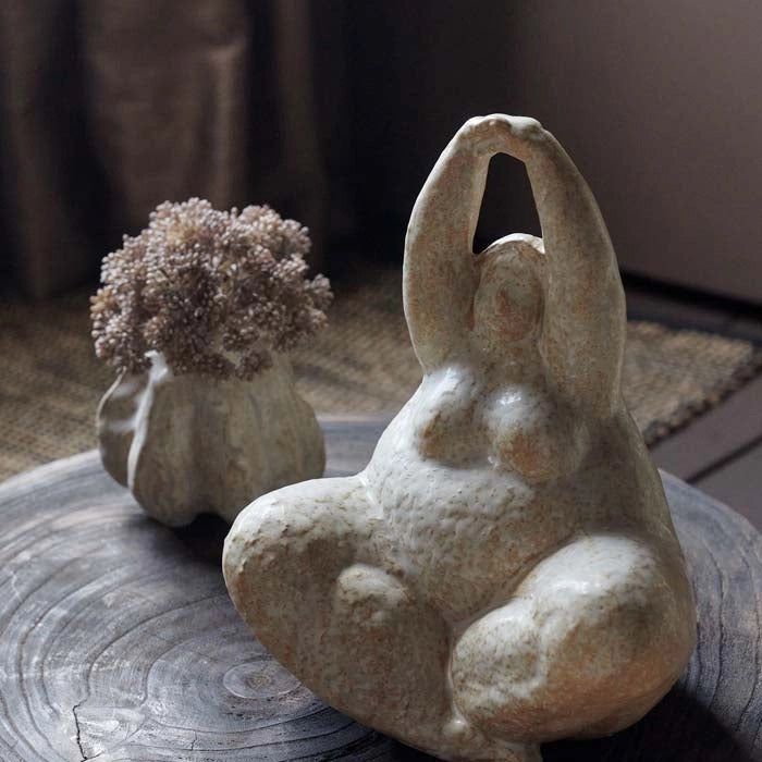 Vera Sculpture - Ceramic