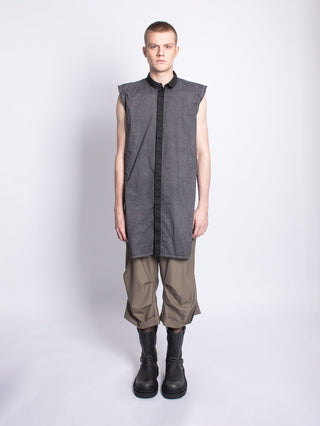 Two Tone Dark Grey Sleeveless Button Up Shirt