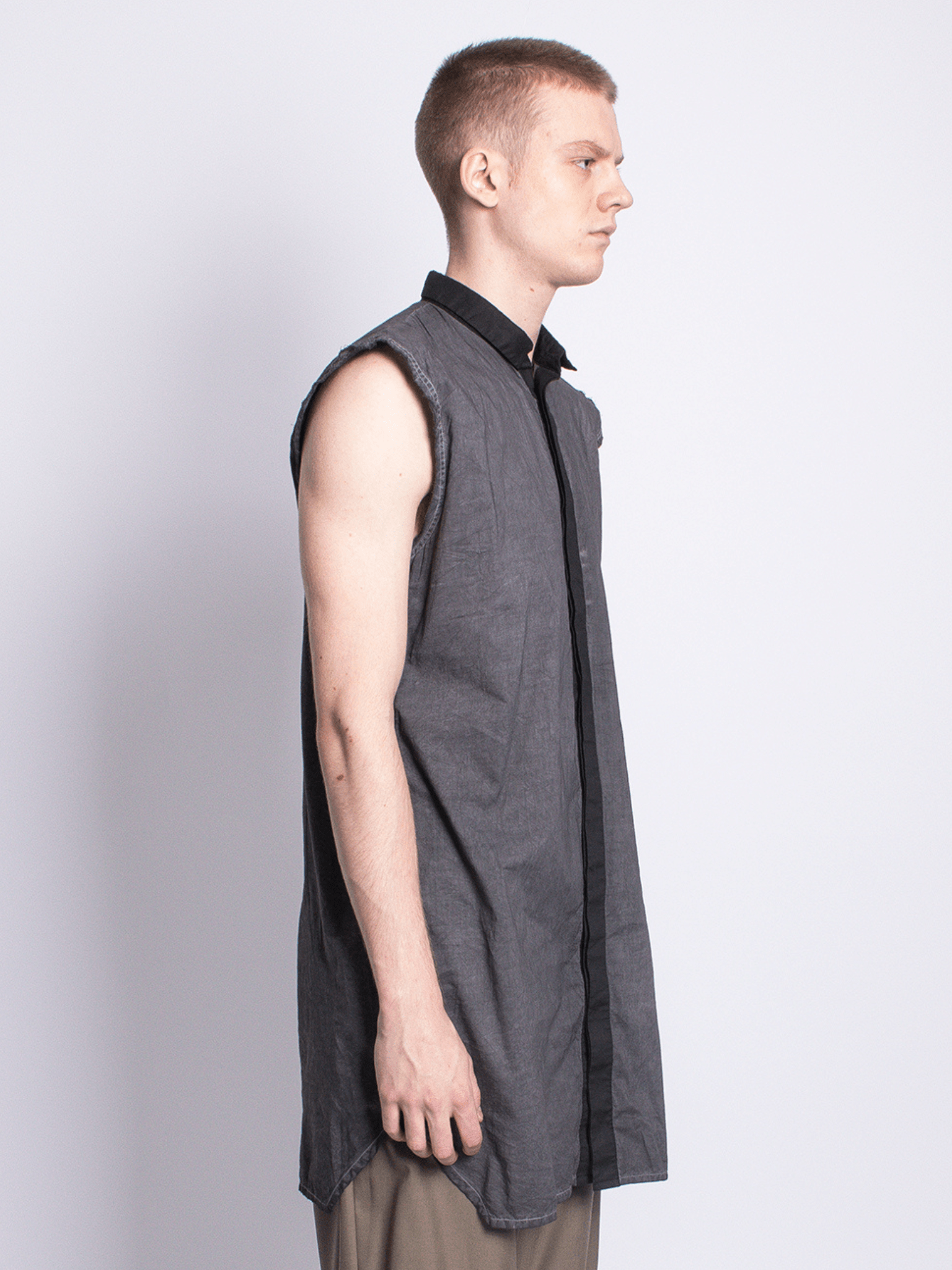 Two Tone Dark Grey Sleeveless Button Up Shirt